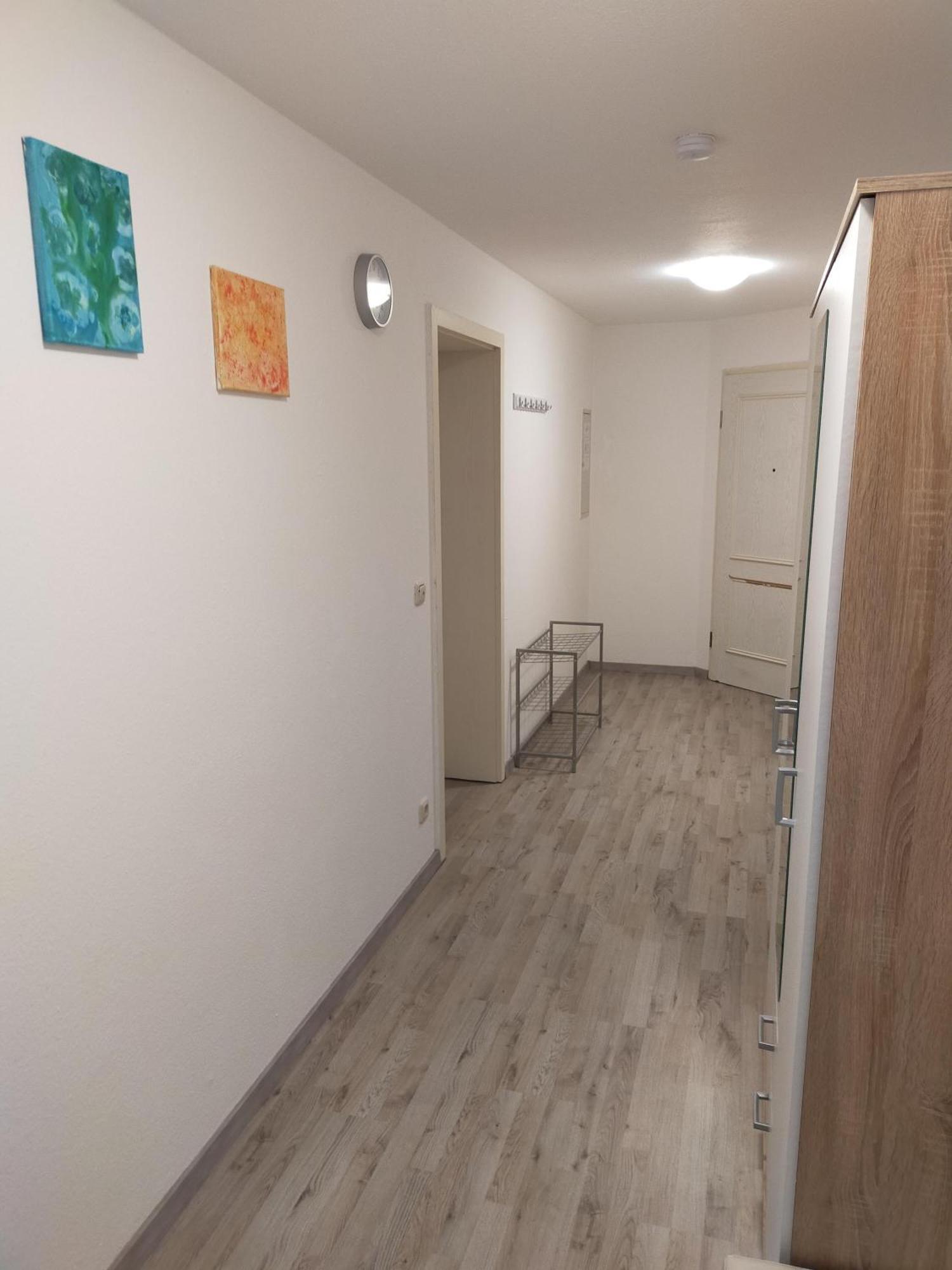 Flex Aparts - Grosse, Moeblierte Wohnung In Zwickau Mit 2 Zimmern Екстер'єр фото