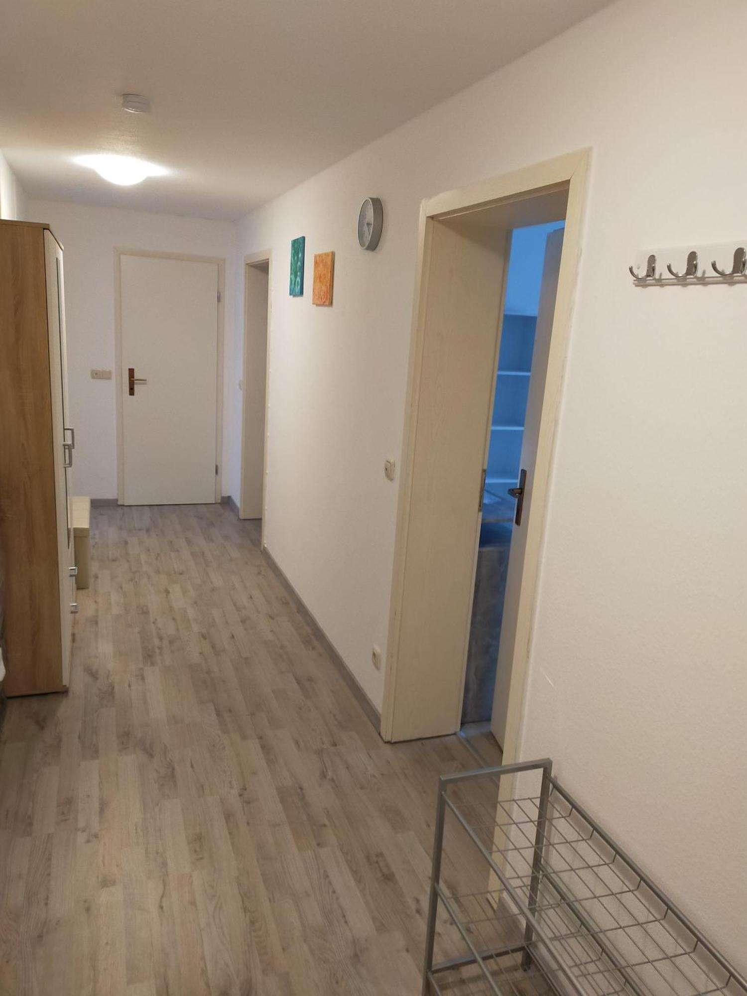 Flex Aparts - Grosse, Moeblierte Wohnung In Zwickau Mit 2 Zimmern Екстер'єр фото